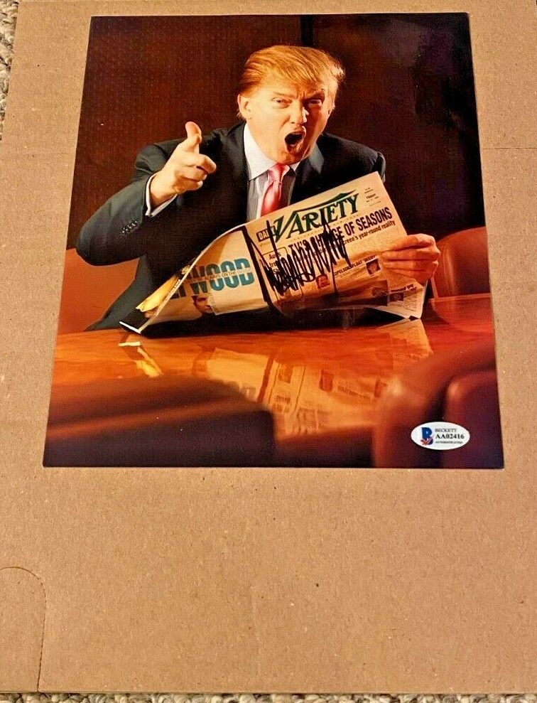 DONALD TRUMP SIGNED 8X10 Photo Poster painting BECKETT FULL LETTER PRESIDENTAL