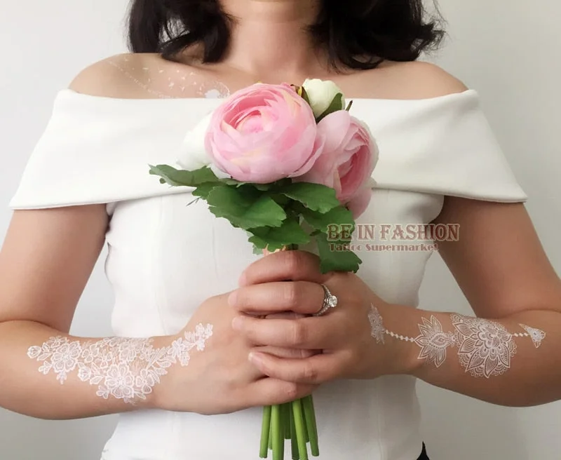 1sheet White Lace Henna Flash Tattoo Butterfly Feather Fake Temporary Tatoo Sticker Summer Style Body Art Beauty Jewelry J017