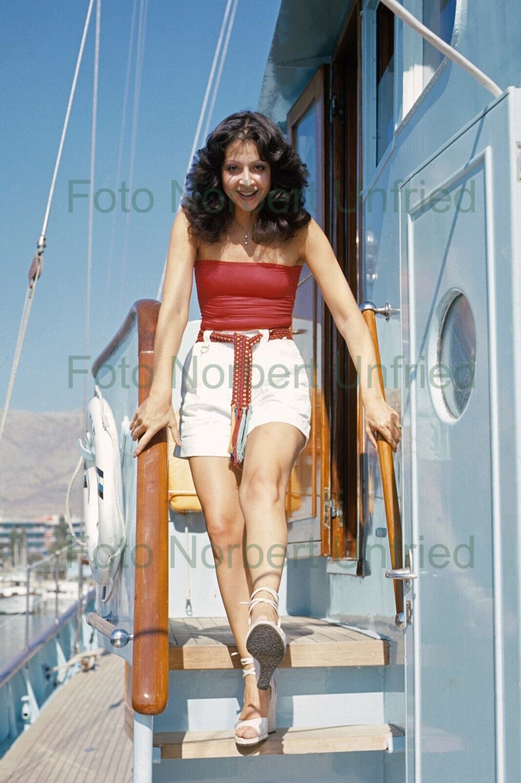 Vicky Leandros auf dem Schiff - Foto 20 x 30 cm ohne Autogramm (Nr 2-151