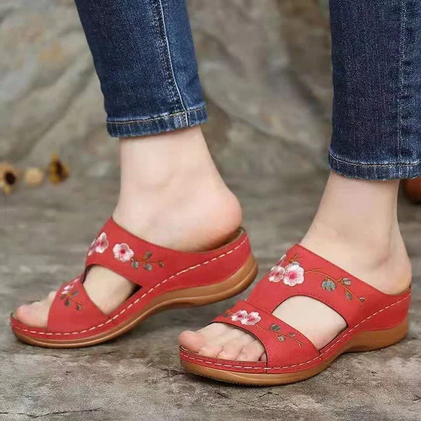 Woman Slippers Vintage Ethnic Flower Platform Flat Shoes Women Comfortable Casual Sandals