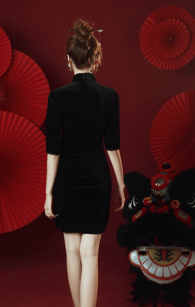 Crane embroidery, velvet fabric, short Qipao dress