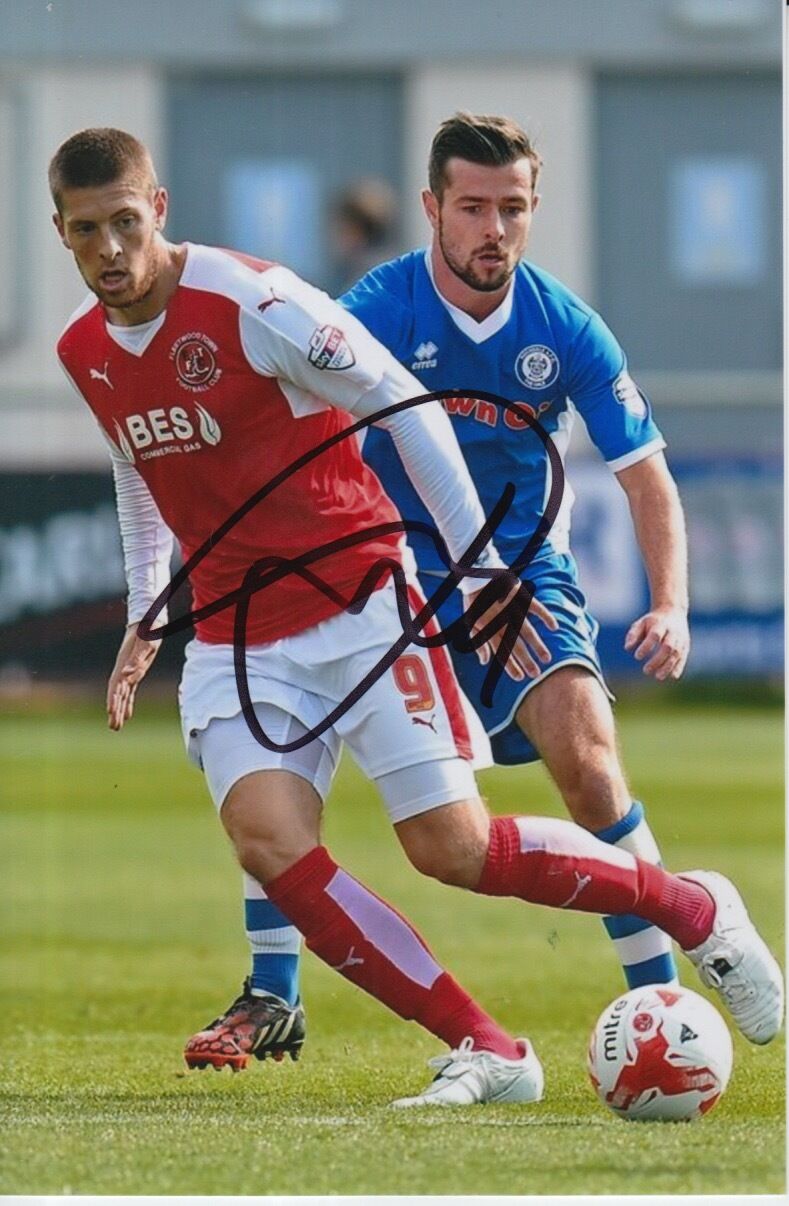 FLEETWOOD TOWN HAND SIGNED JAMIE PROCTOR 6X4 Photo Poster painting 2.