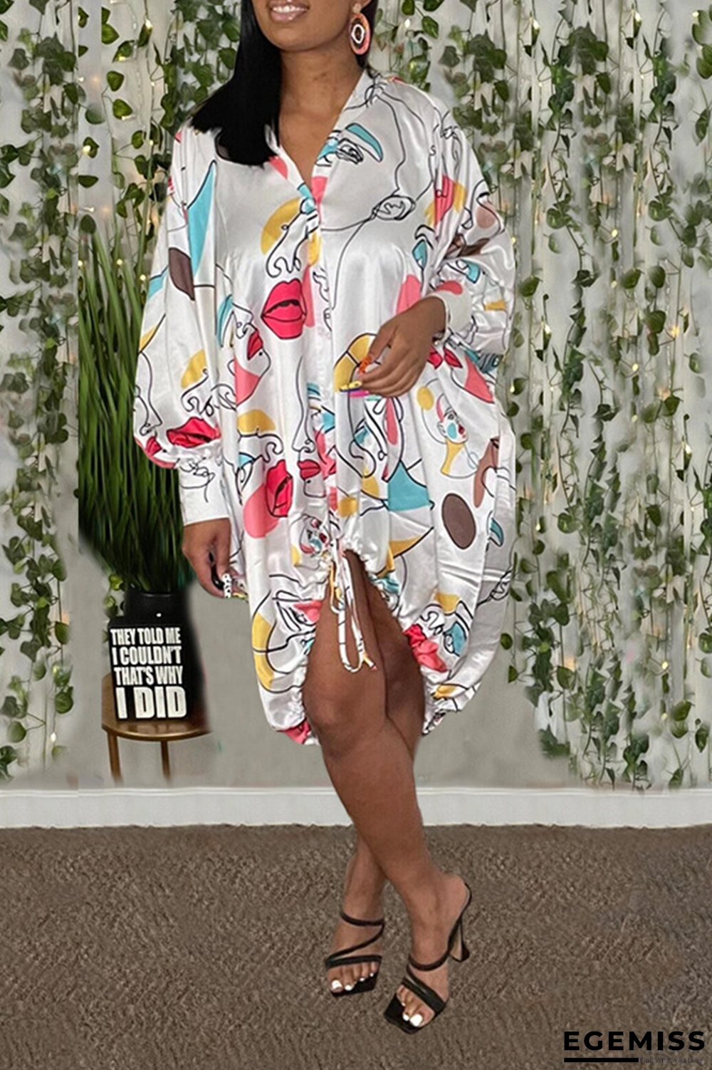 White Sexy Print Patchwork V Neck Straight Dresses | EGEMISS