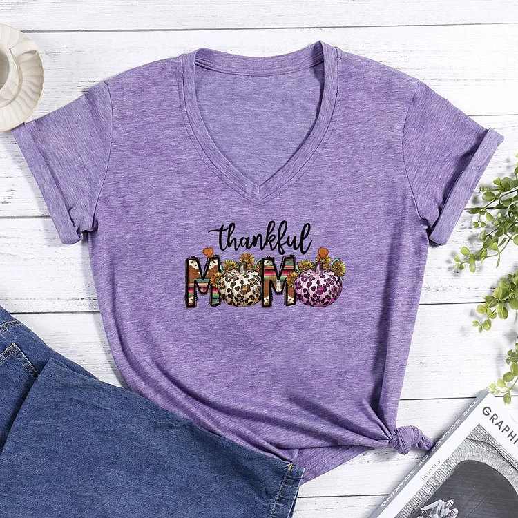 Thankful Mama? V-neck T Shirt-Annaletters