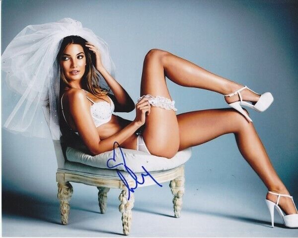 Lily Aldridge Signed Victoria's Secret Sports Illustrated Model SI 8x10 Photo Poster painting