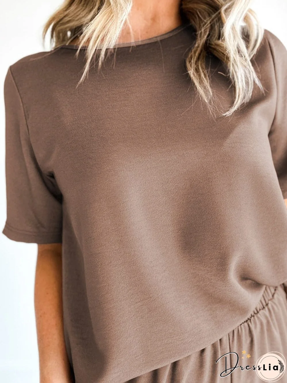 The Perfect Two-Piece: Easy and Stylish