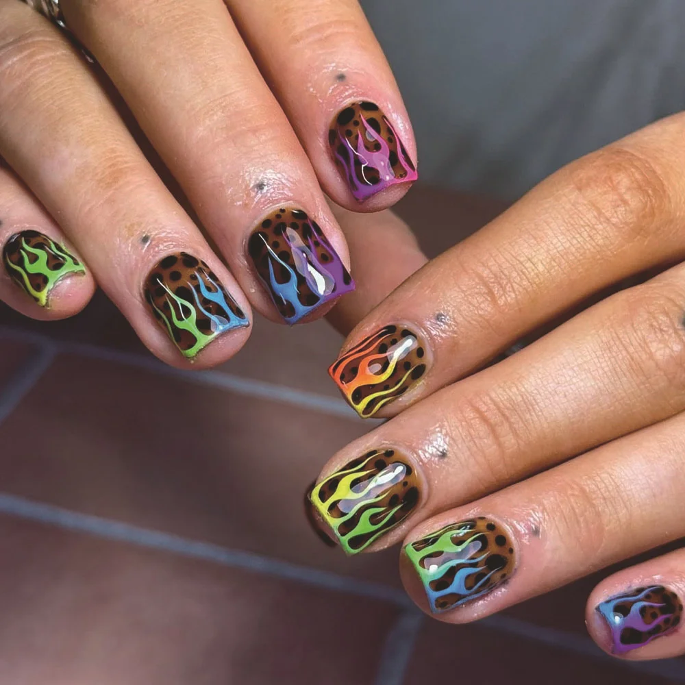 Churchf Churchf Print Gradient Color Flame Short Square Nail Bright Face Fake Nail Finished Wear Nail Removable Nail