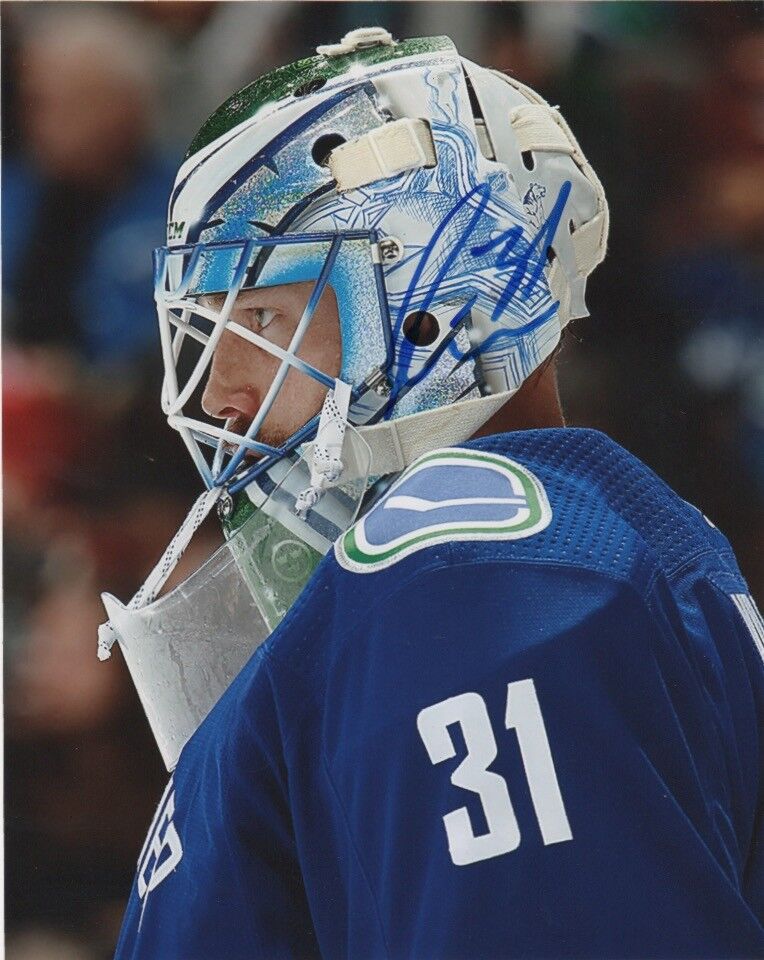 Vancouver Canucks Anders Nilsson Autographed Signed 8x10 NHL Photo Poster painting COA #1