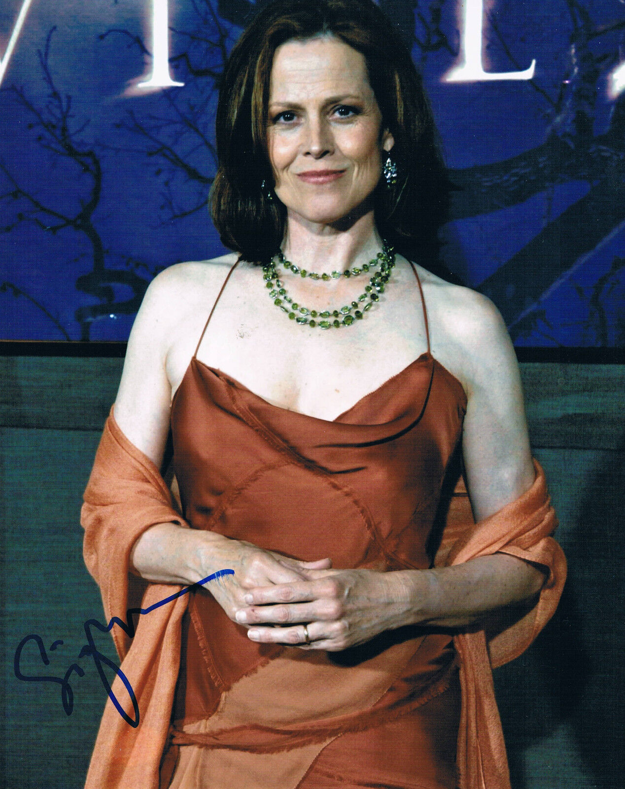 Sigourney Weaver 1949- genuine autograph IN PERSON signed 8x10