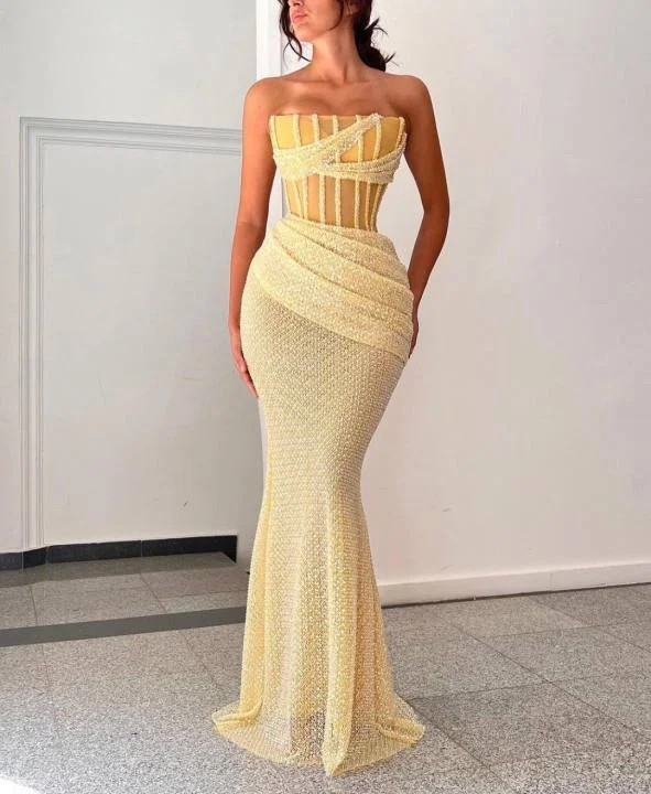 Hellodresses Chic Daffodil Strapless Sleeveless Mermaid Prom Dress With Pleated