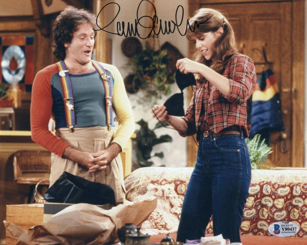 Pam Dawber Signed 8x10 Photo Poster painting Mork & Mindy TV Show w/Beckett Y80437