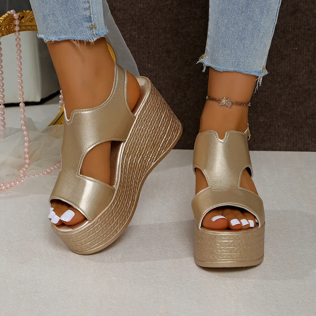 Breakj Breakj Sandals Women's Large Code 2025 Summer New Sloped Sandals High Heel Waterproof Table Buckle Women's Shoes