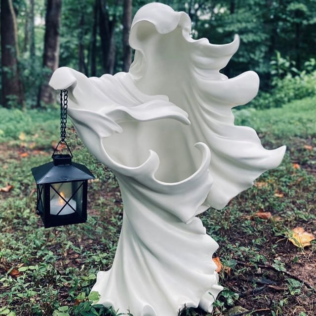 cracker barrel resin ghost with lantern