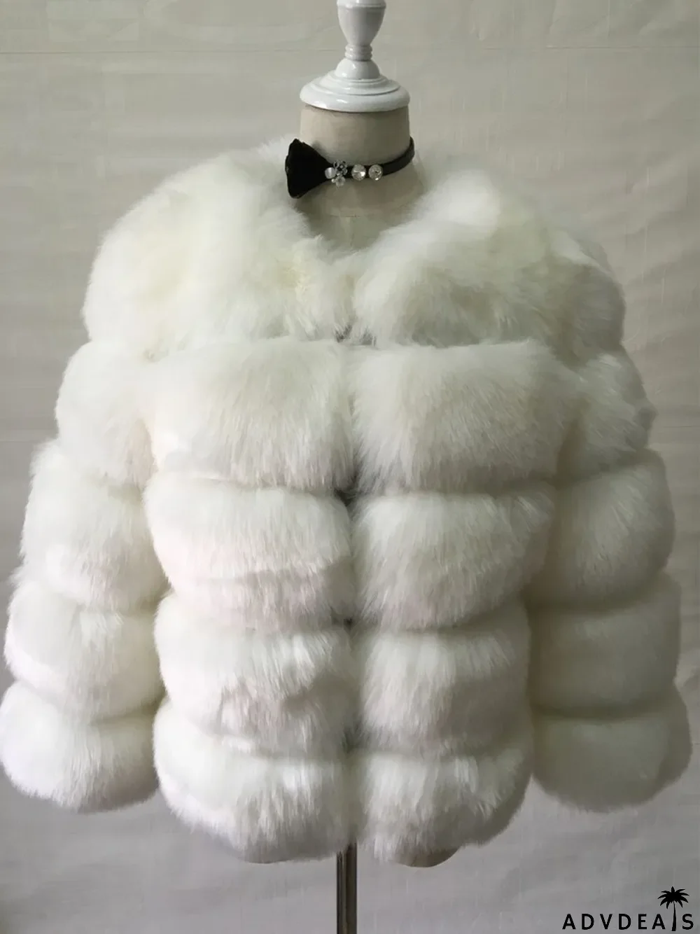 Women's Cropped Long Sleeve Fur Faux Fur Coat