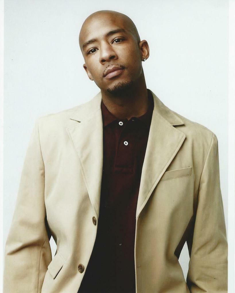 Antwon Tanner 8x10 Picture Simply Stunning Photo Poster painting Gorgeous Celebrity #189