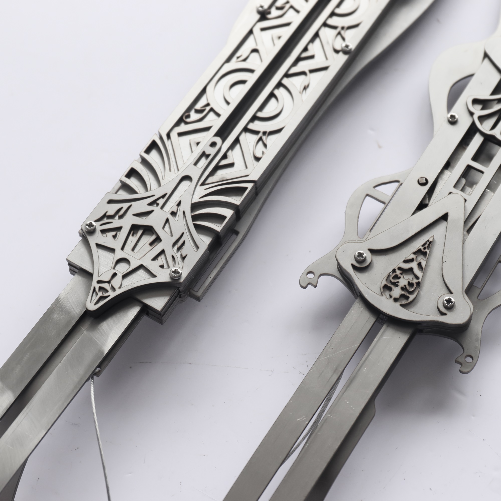 Hidden Blade Full Metal Hidden Blade Set image 3