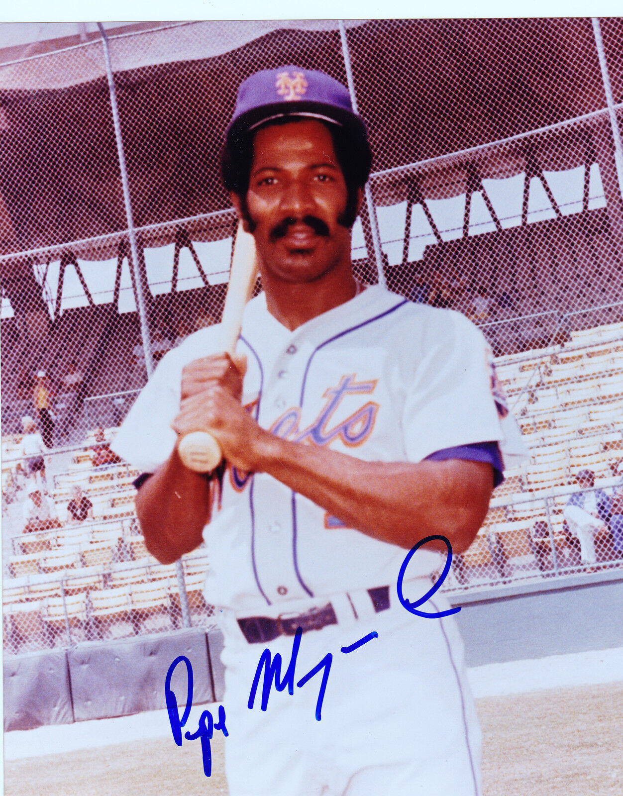 PEPE MANGUAL NEW YORK METS ACTION SIGNED 8x10