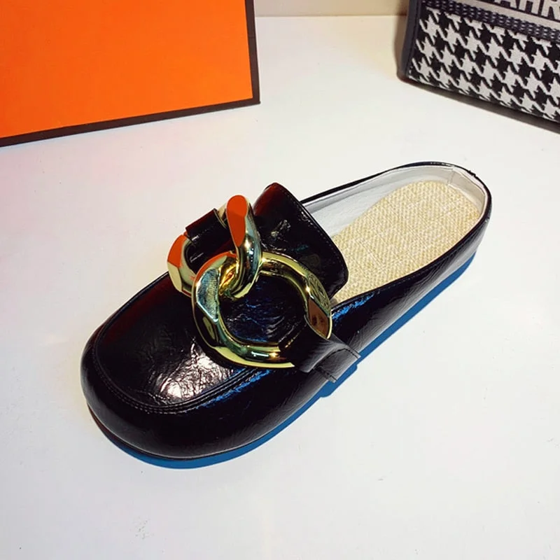 Summer Women Slipper Low Heels Casual Slides Flip Flop Round Toe New Arrival Brand Design Gold Chain Closed Slip On Shoes Mulles