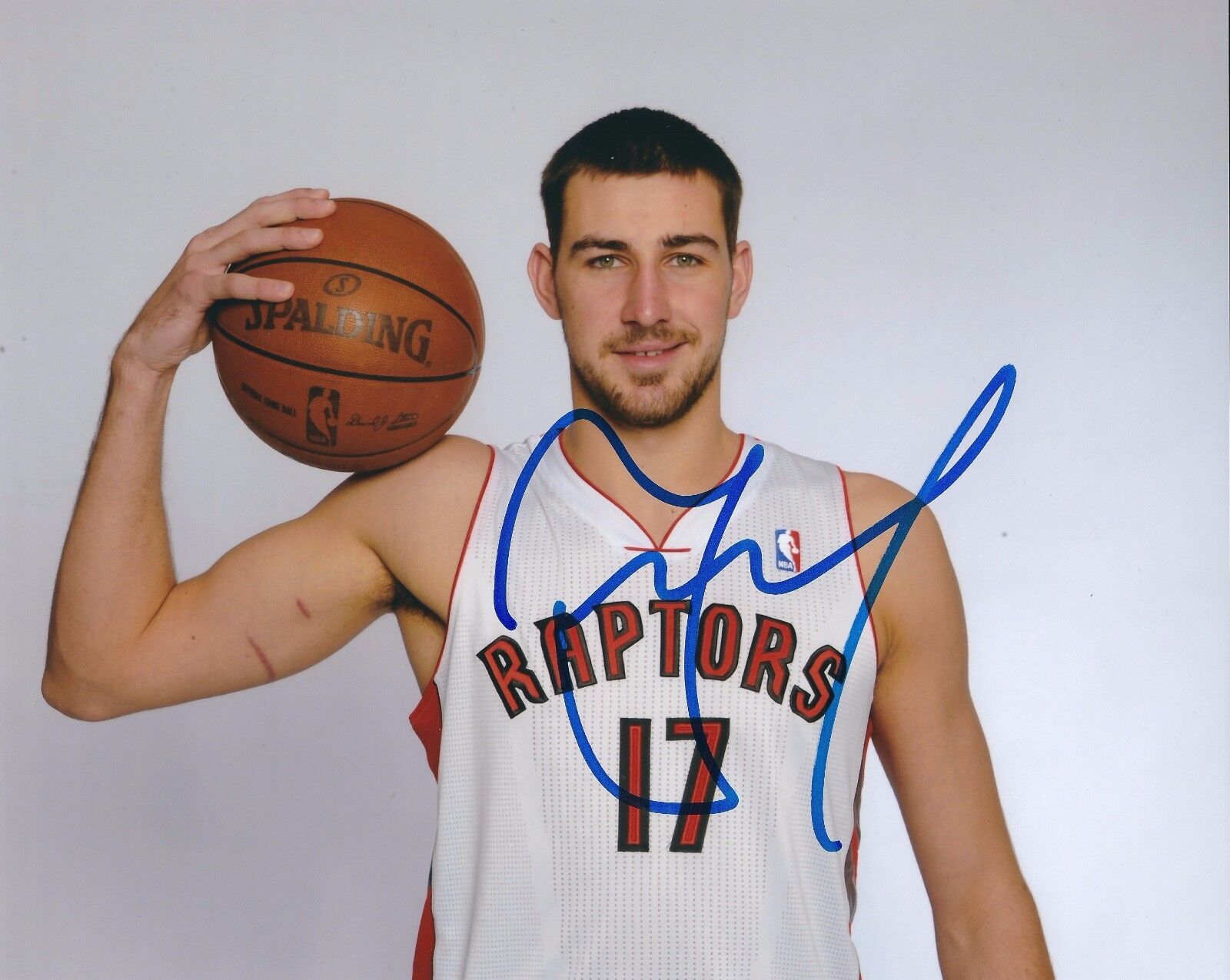 Signed 8x10 JONAS VALANCIUNAS Toronto Raptors Autographed Photo Poster painting COA