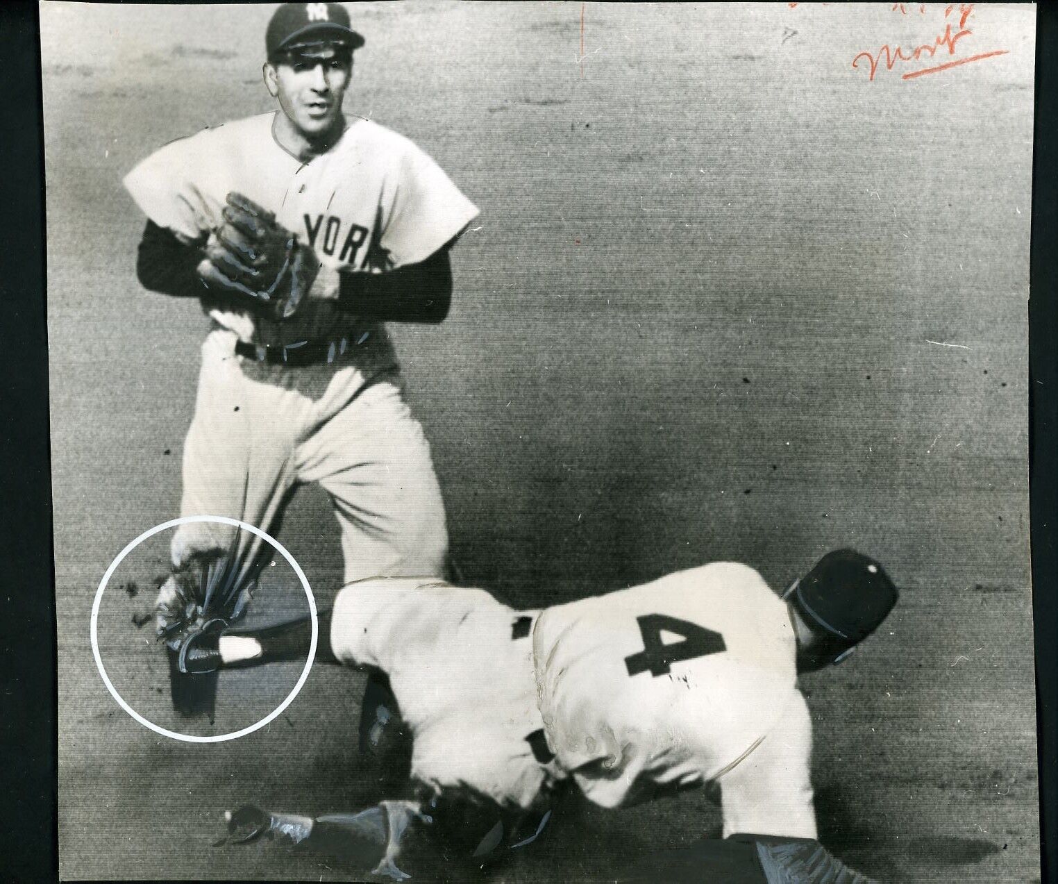 Phil Rizzuto spiked by Duke Snider 1952 World Series Press Photo Poster painting Dodgers Yankees