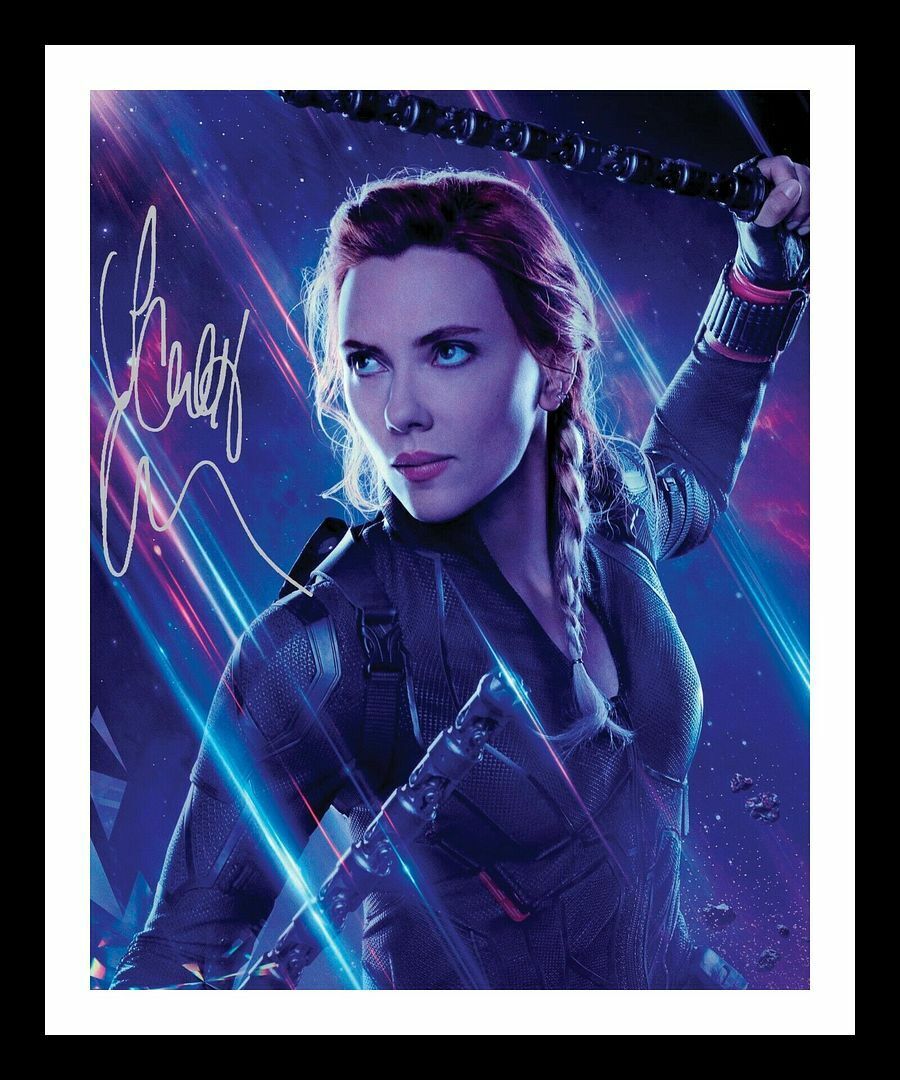 Scarlett Johansson - Black Widow - The Avengers Signed & Framed Photo Poster painting 2