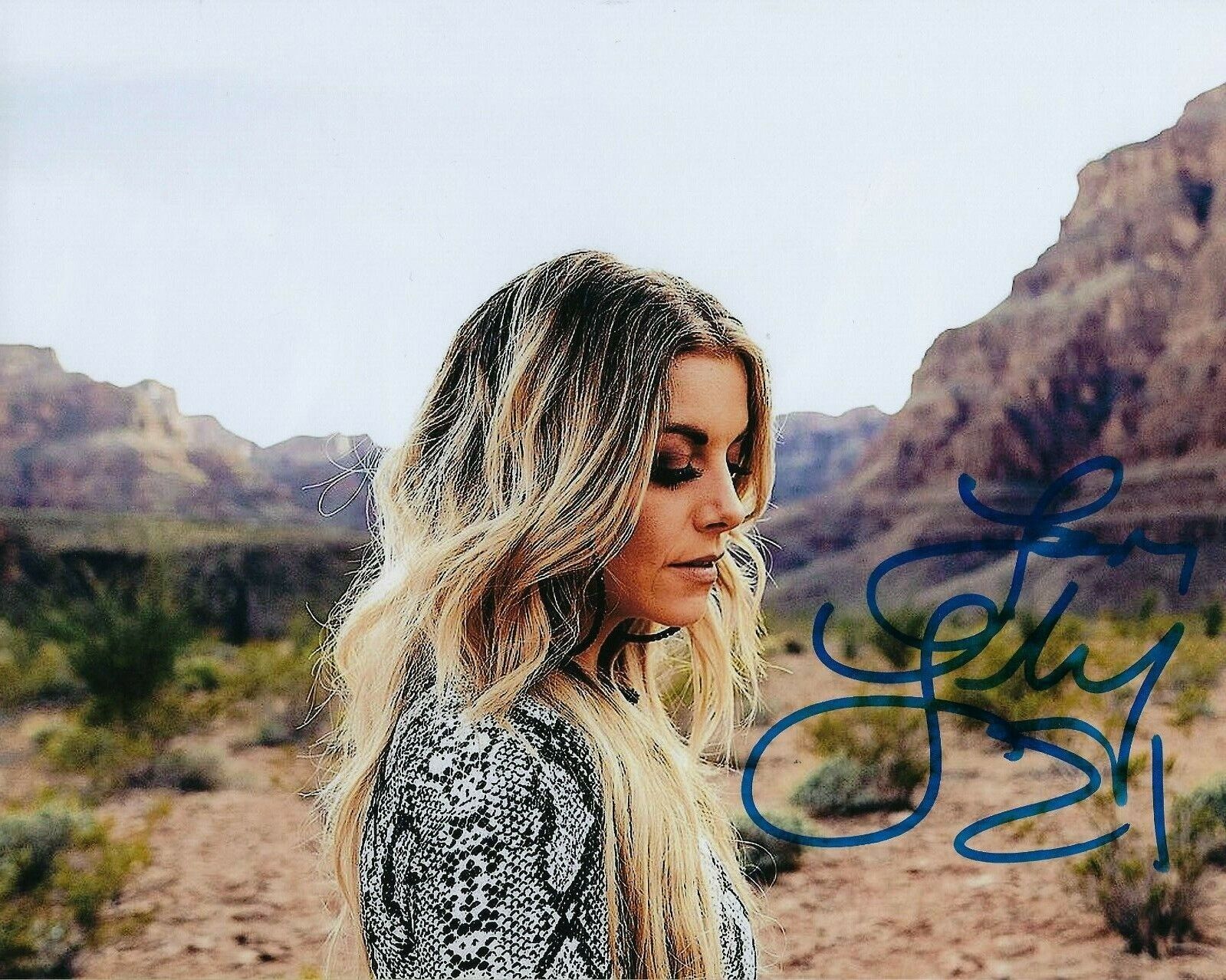 GFA What Happens in a Small Town * LINDSAY ELL * Signed 8x10 Photo Poster painting PROOF L4 COA