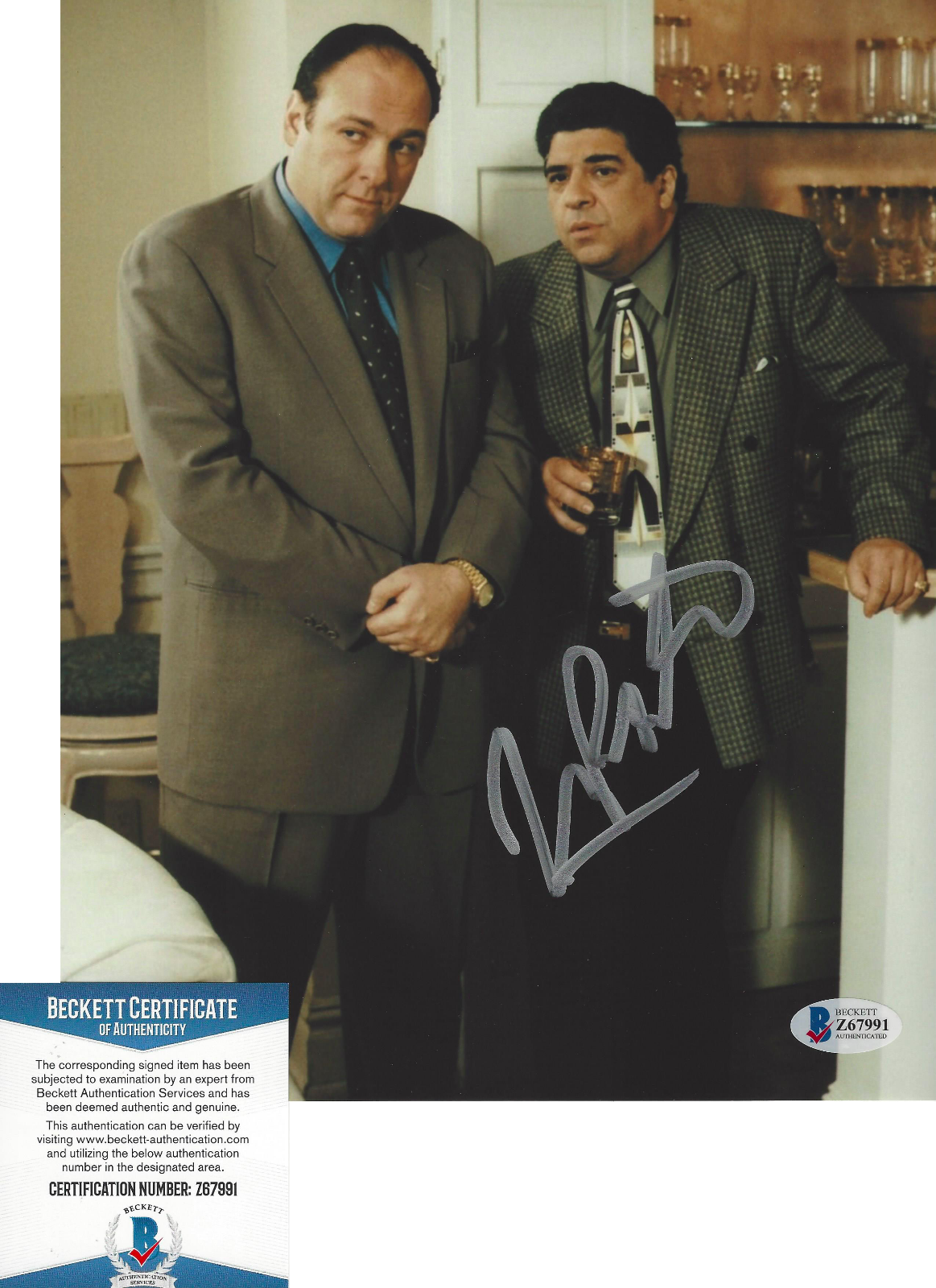 VINCENT PASTORE SIGNED THE SOPRANOS BIG PUSSY 8x10 SHOW Photo Poster painting 1 BECKETT COA BAS