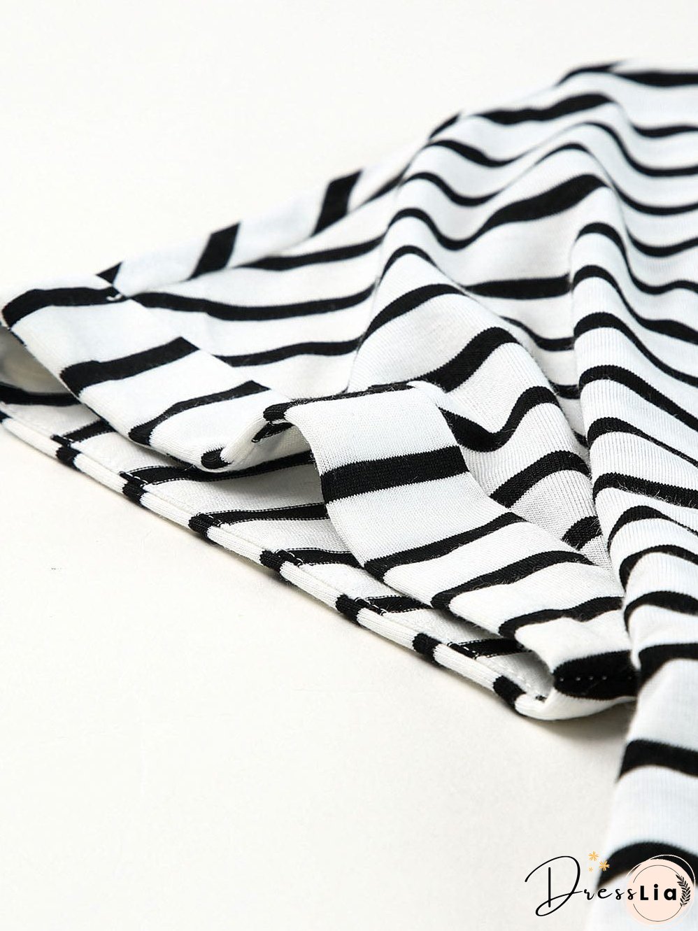 Chic Black V-Neck Striped Maxi Dress with Side Slits