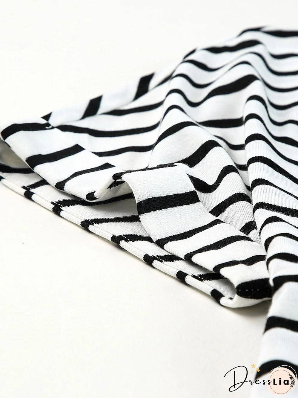 Chic Black V-Neck Striped Maxi Dress with Side Slits