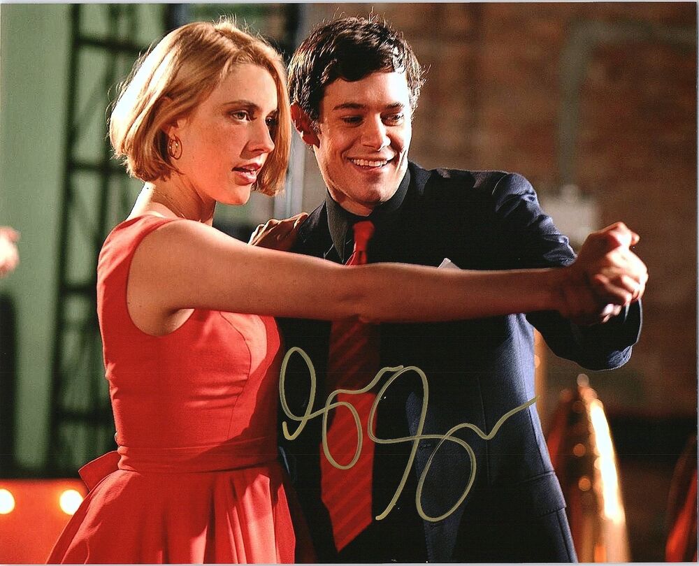 GRETA GERWIG Signed Autographed 20TH CENTURY WOMEN 8X10 Photo Poster painting D