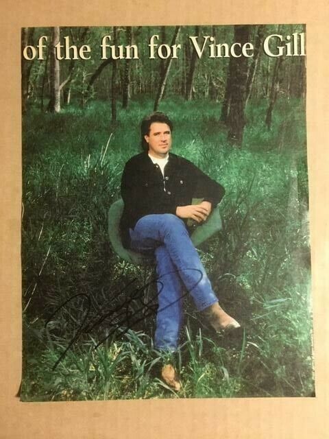 Vince Gill Boldly Signed 8 1/2 x11 Stunning Magazine Photo Poster painting COA