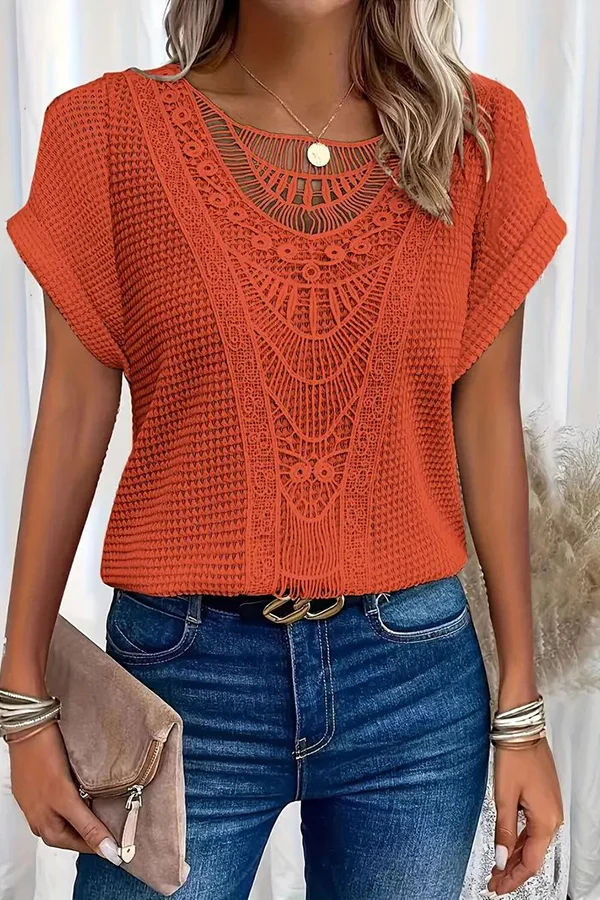 Chic Lace-Trimmed Crew Neck T-Shirt