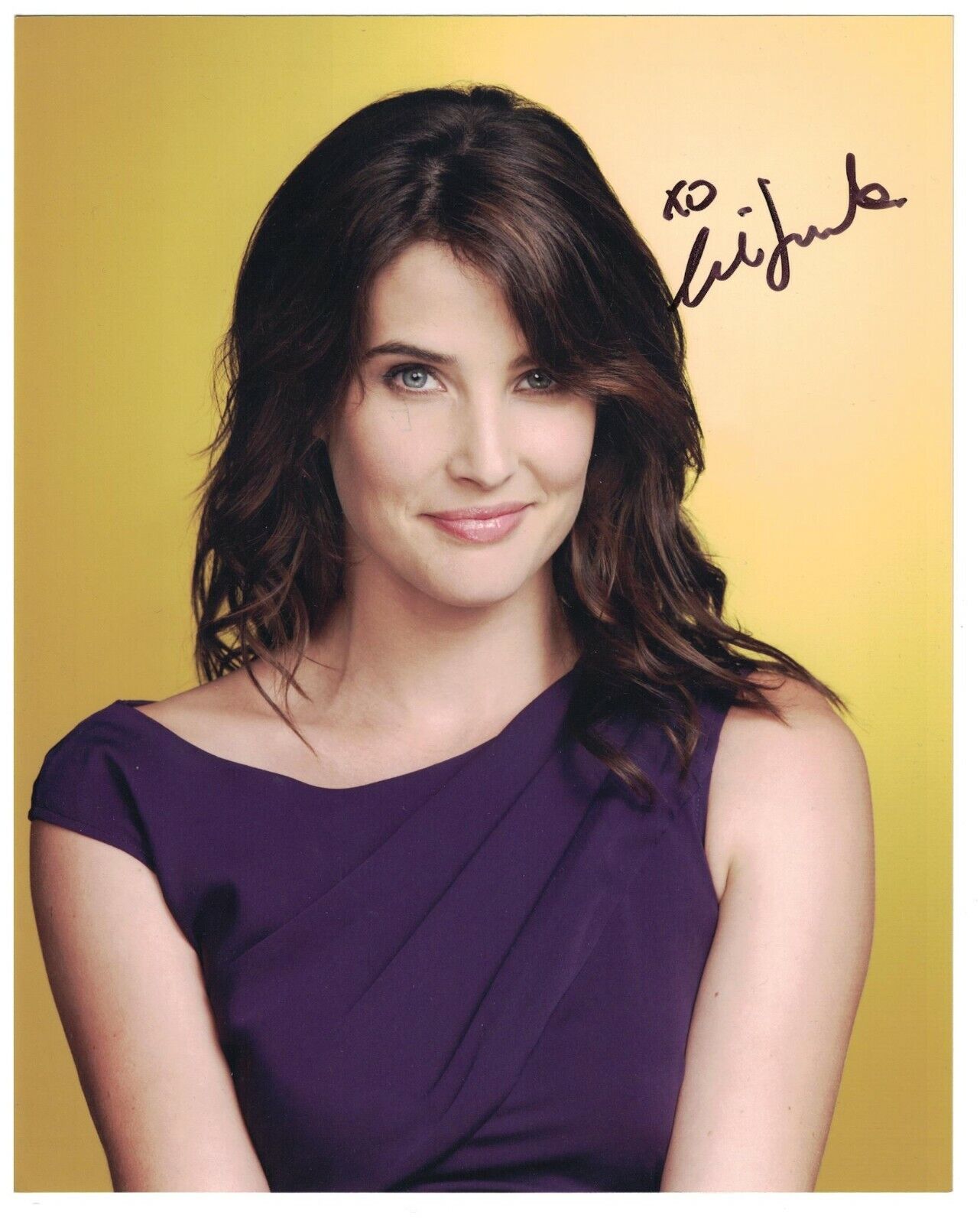 Cobie Smulders Signed Autographed 8 x 10 Photo Poster painting Actress How I Met Your Mother B