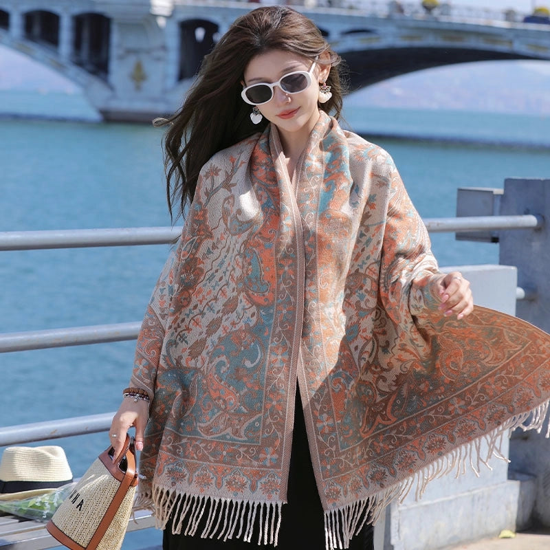 Yunnan Lijiang Tourism New Shawl Ethnic Style Scarf Women’s Retro Cape Thickened Cashmere Scarf