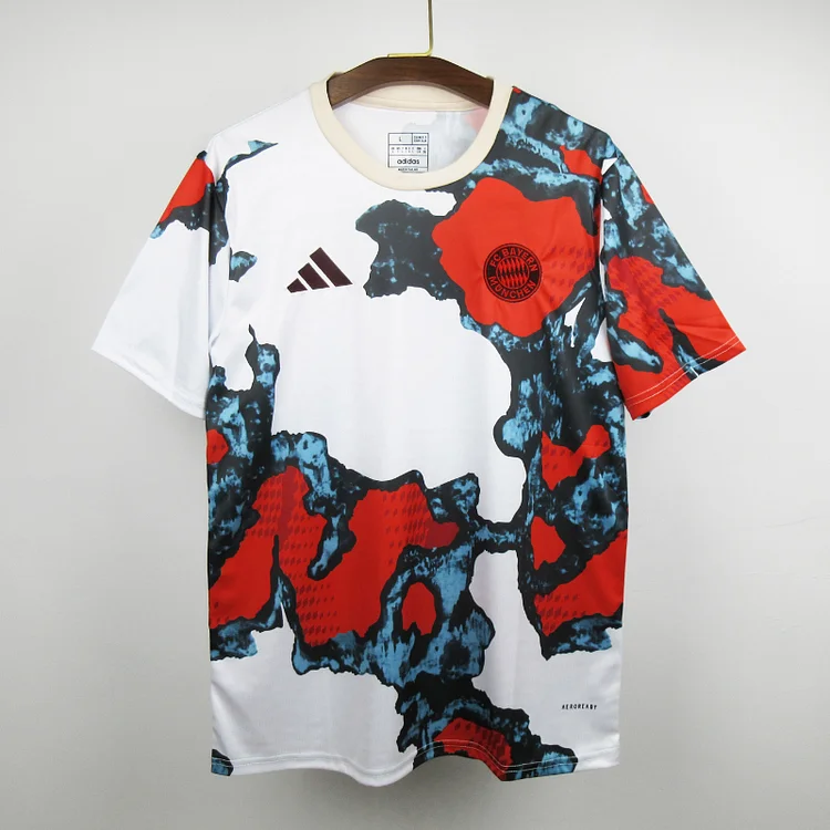 Bayern Munich 2025 Pre-match Jersey