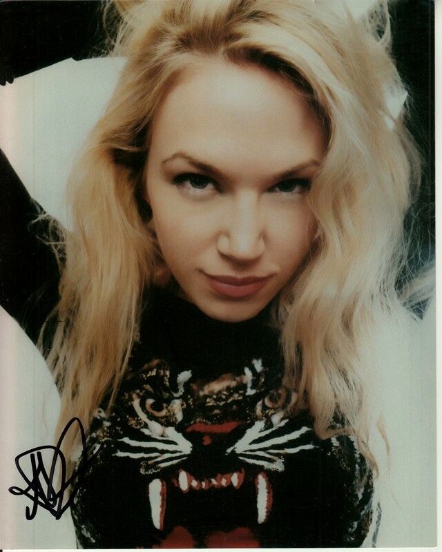 ADRIENNE FRANTZ hand-signed SEXY CAT EYES CLOSEUP 8x10 authentic w/ UACC RD COA