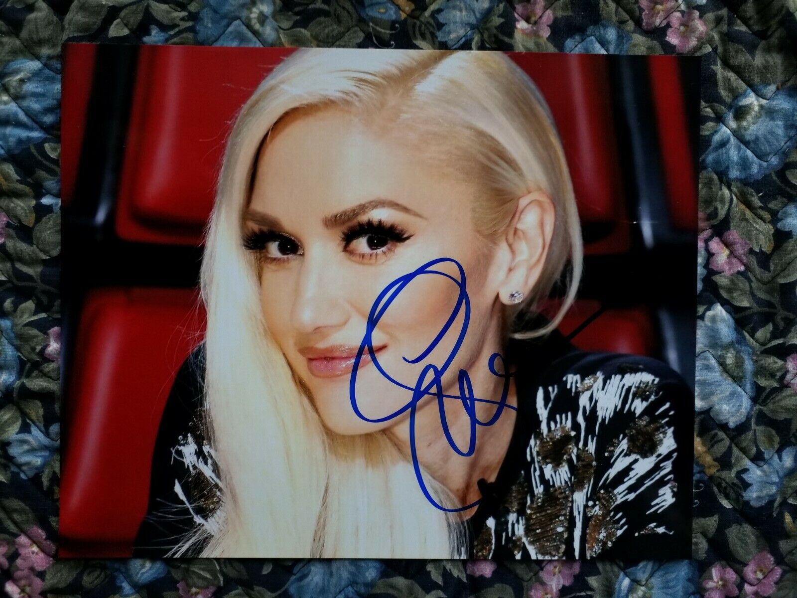 Autographed Gwen Stefani Authentic Signed 8 x 10 Photo Poster painting Nice