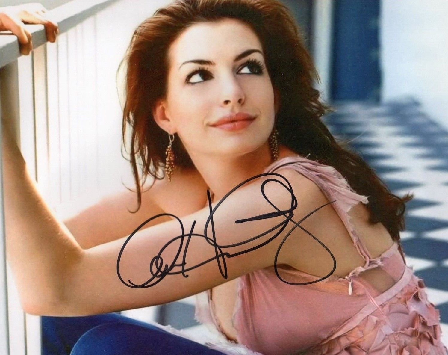 ANNE HATHAWAY AUTOGRAPHED SIGNED A4 PP POSTER Photo Poster painting PRINT 28