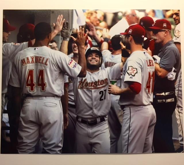 JOSE ALTUVE Houston Astros Home Run Dugout High Five 8x10 Photo Poster painting Matte Photo Poster paintinggraph