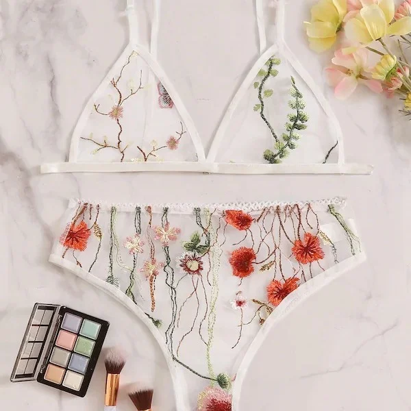 Uveng Sex Lingerie Sexy Women's Lingerie Hollow Print Three-Point Lingerie Set