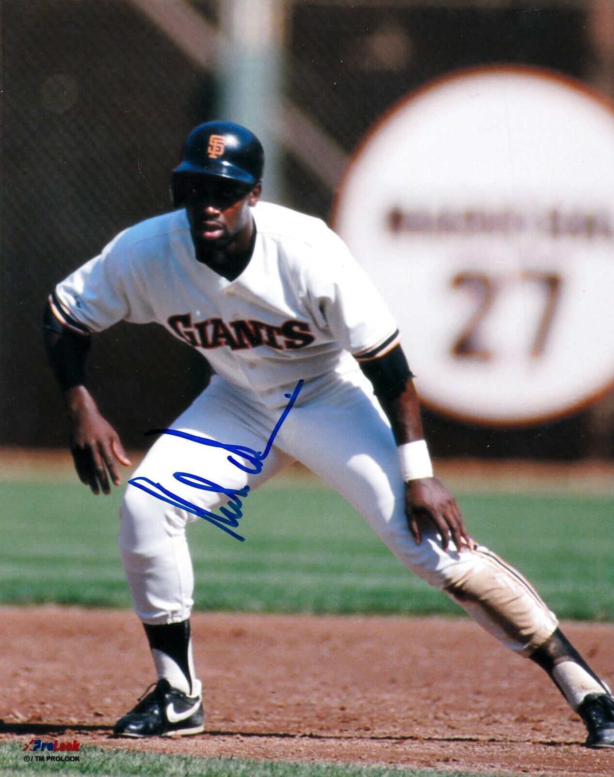 CHILI DAVIS SAN FRANCISCO GIANTS ACTION SIGNED 8x10