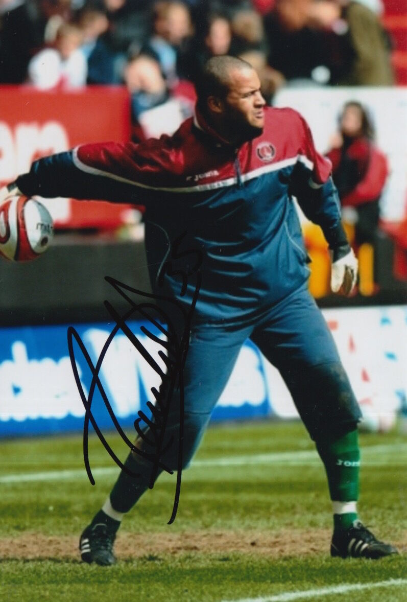 CHARLTON ATHLETIC HAND SIGNED DARREN RANDOLPH 6X4 Photo Poster painting.