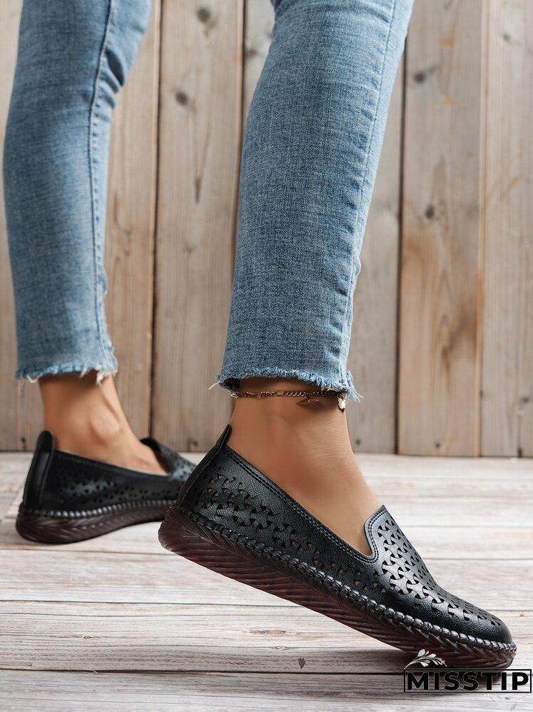 Women Comfortable Hollow Out Flats, Fashionable Black Loafer Flats