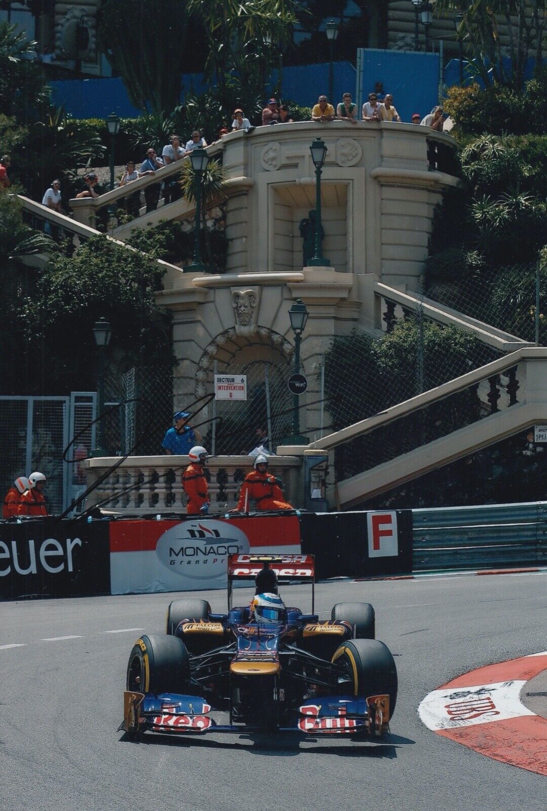 Jean-Eric Vergne Hand Signed 12x8 Photo Poster painting F1 Autograph Scuderia Toro Rosso 11