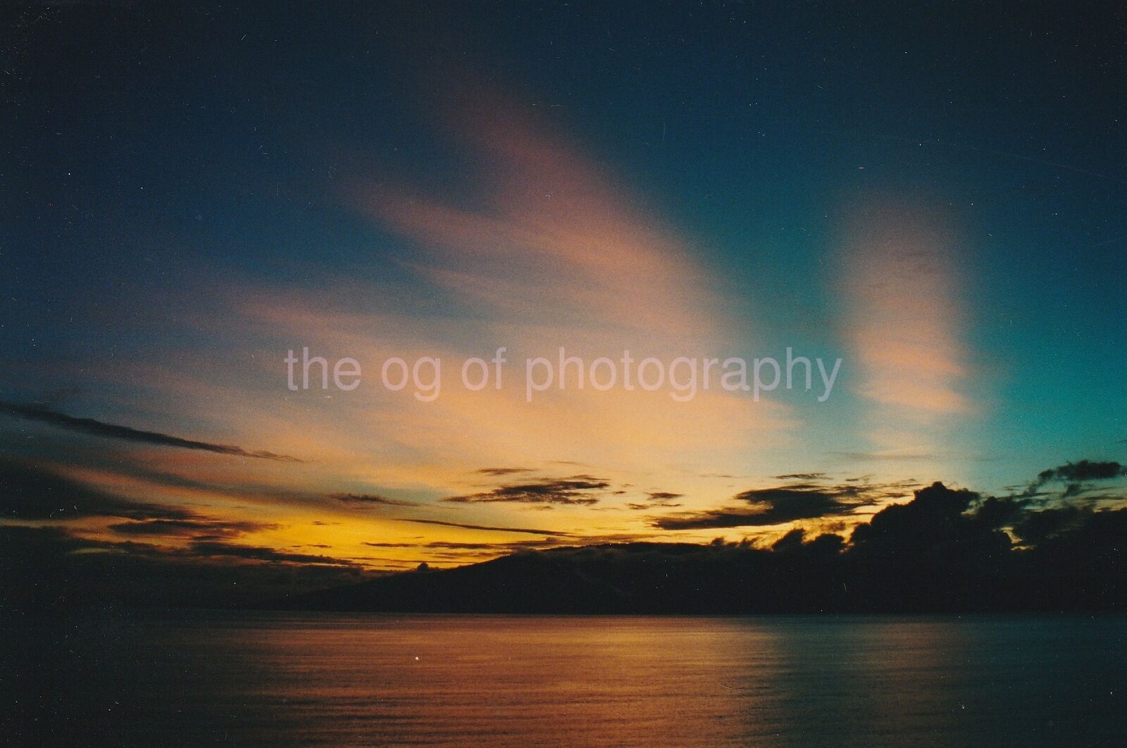 Sky Fire FOUND Photo Poster paintingGRAPH ColorOriginal Snapshot ALASKA 93 5 X