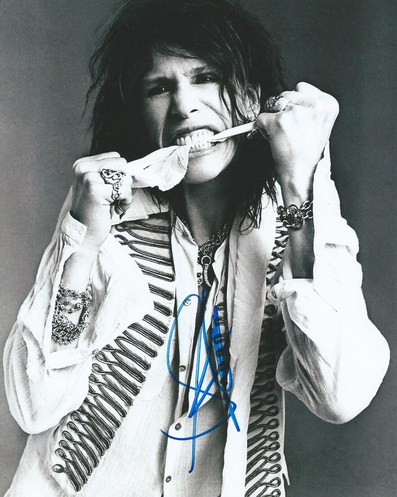 **GFA Aerosmith Band *STEVEN TYLER* Signed 8x10 Photo Poster painting AD1 COA**