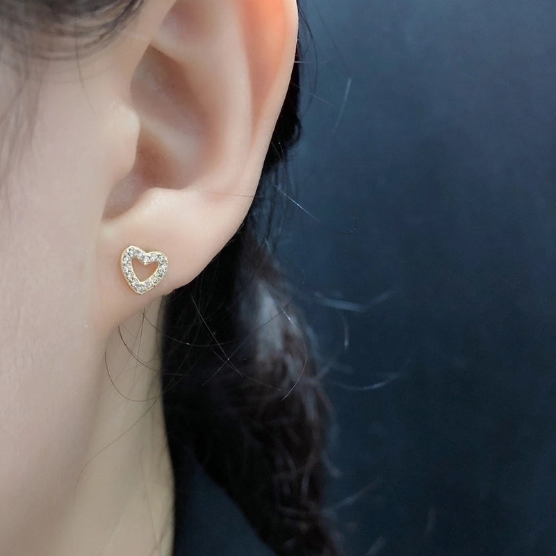 1 Pair 925 Sterling Silver Zircon Heart Shape Ear Studs