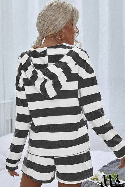 MidiSono - V Neck Striped Long Sleeve 2 Pieces