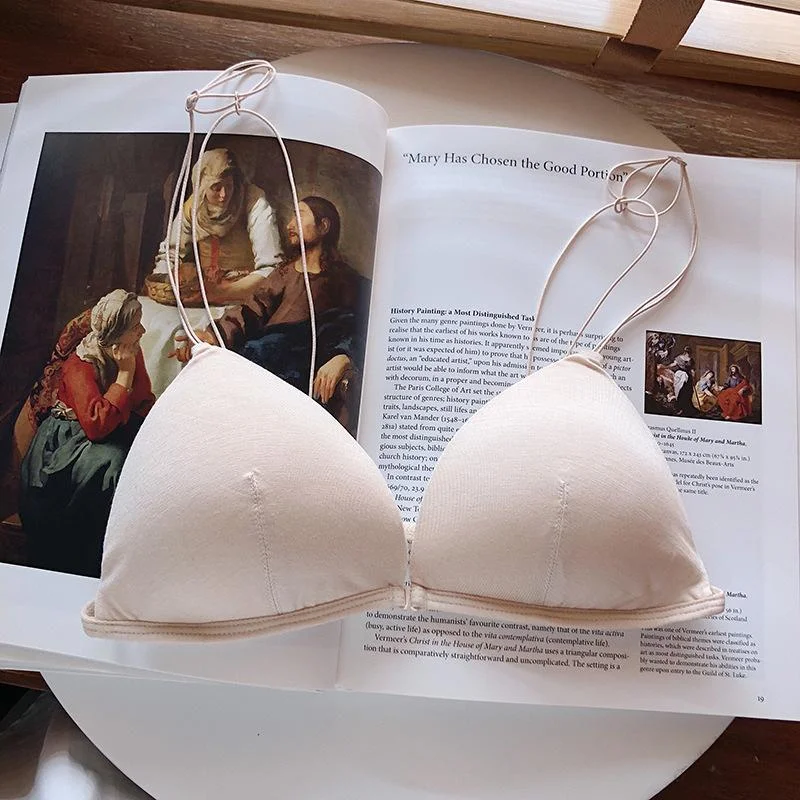 Front buckle triangle cup underwear