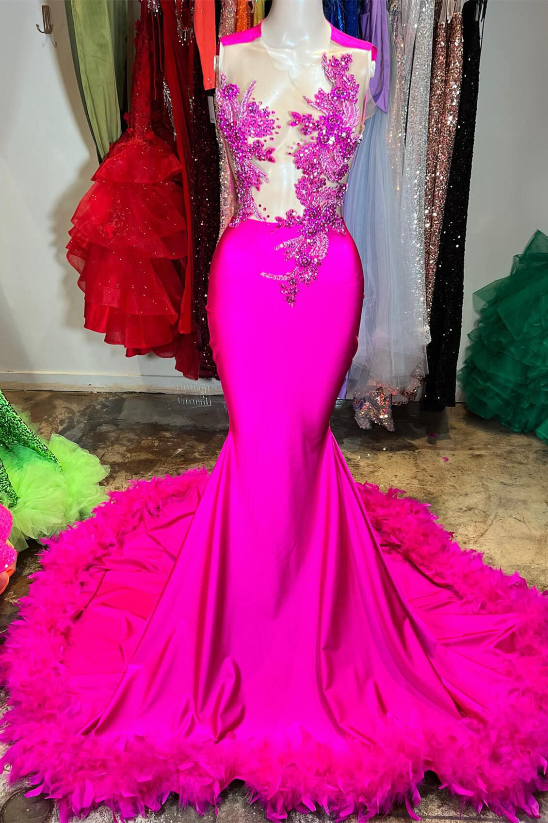 Glamorous Fuchsia Scoop Sleeveless Mermaid Formal Dresses With Beadings Feathers - lulusllly